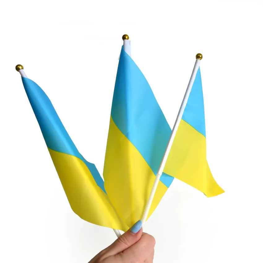 Прапорець України поліестер 14*21 на палочці з присоскою